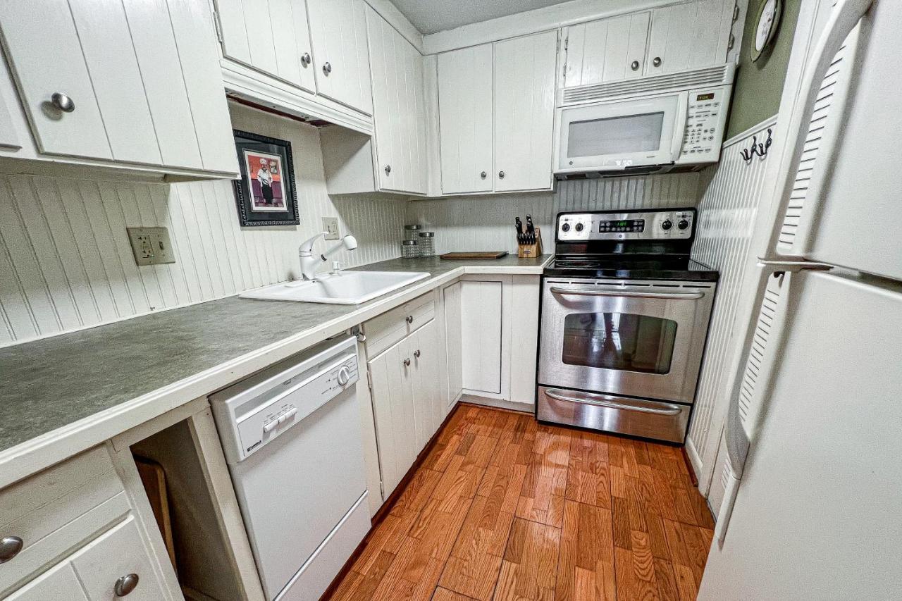 Runaway To Winhall Apartment Stratton Valley Exterior photo