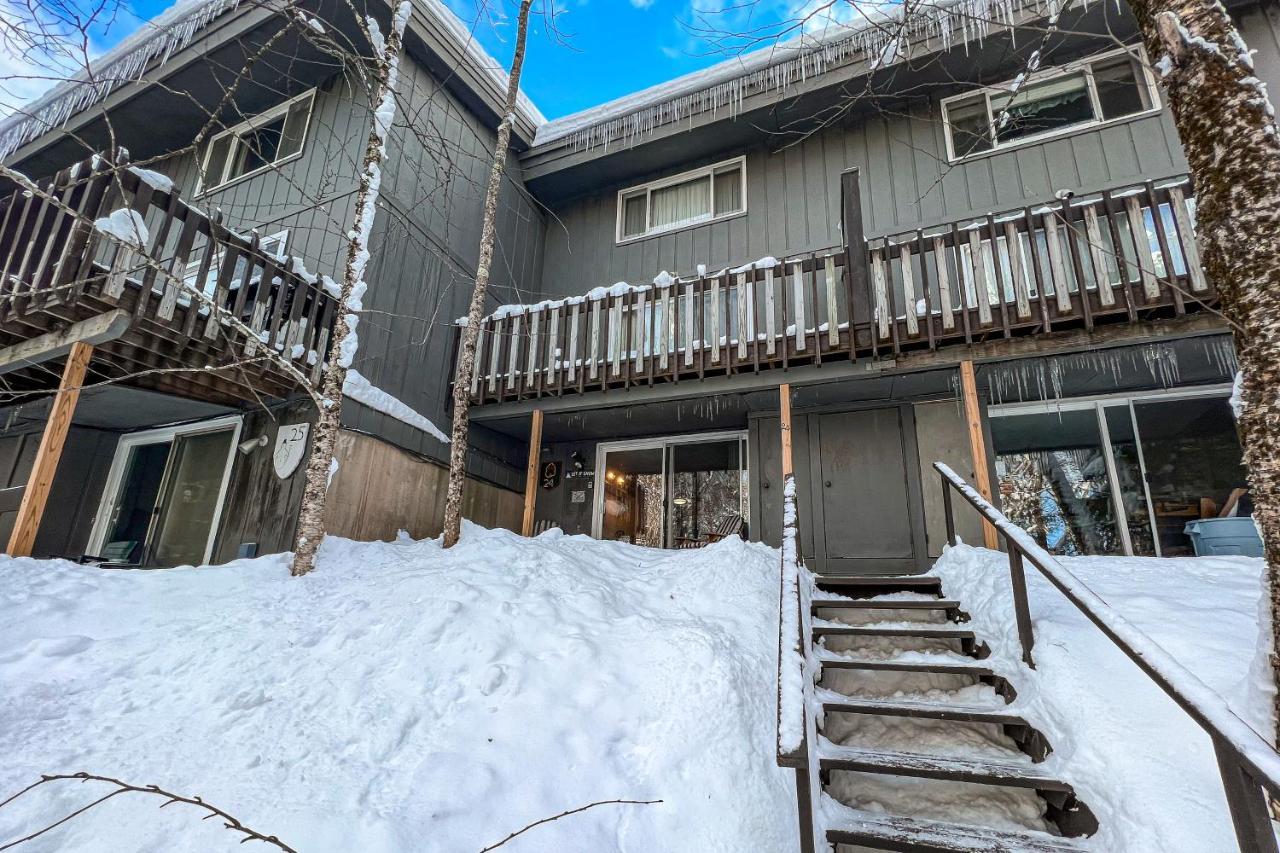 Runaway To Winhall Apartment Stratton Valley Exterior photo